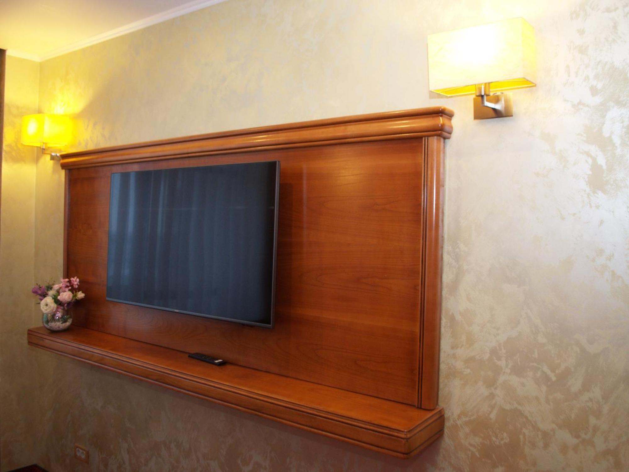 Hotel Emd Bacău Стая снимка
